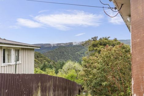 Photo of property in 19 Tui Terrace, Waipori Falls, Outram, 9073