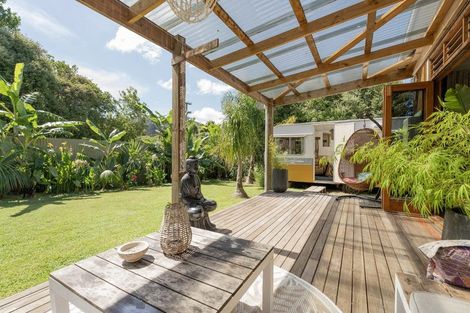 Photo of property in 8 Laycock Road, Tairua, 3508