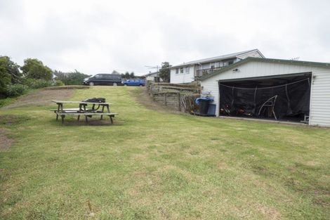 Photo of property in 15 Wiremu Place, Blagdon, New Plymouth, 4310