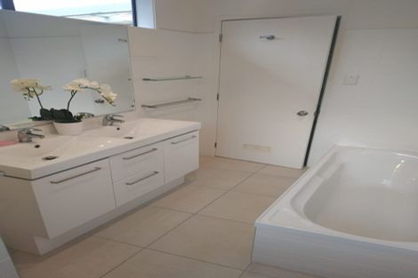 Photo of property in 14 Gurnard Road, Stillwater, Silverdale, 0993