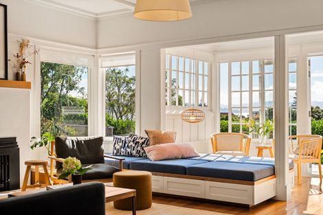 Photo of property in 4 Manuka Terrace, Eastbourne, Lower Hutt, 5013