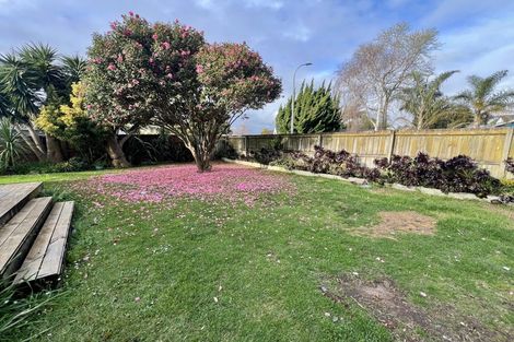 Photo of property in 36 Challen Close, Conifer Grove, Takanini, 2112