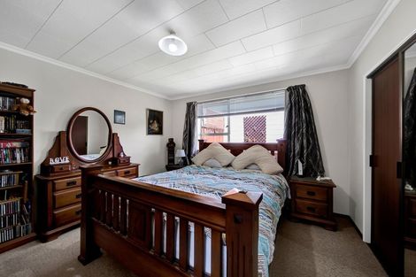 Photo of property in 17 Mace Street, Waitara, 4320