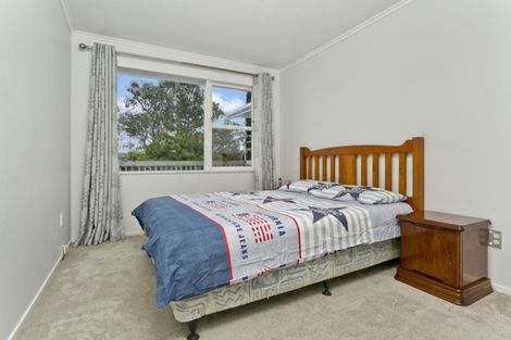 Photo of property in 12 Tawavale Crescent, Totara Vale, Auckland, 0629