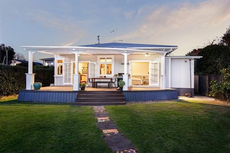 Photo of property in 74 Thornton Road, Cambridge, 3434