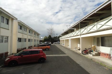 Photo of property in 1-27/21 Te Aroha Street, Hamilton East, Hamilton, 3216