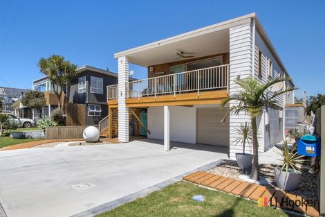 Photo of property in 21 Brighton Road, Waihi Beach, 3611