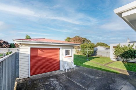 Photo of property in 39 Tararua Terrace, Cloverlea, Palmerston North, 4412