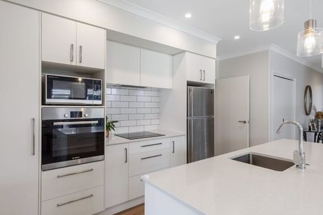 Photo of property in 77 Sandhurst Drive, Papamoa Beach, Papamoa, 3118