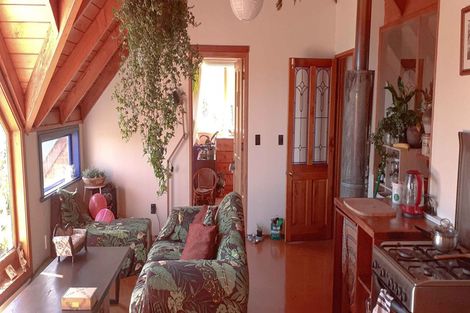 Photo of property in 122 Lone Kauri Road, Karekare, New Lynn, 0772