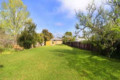 Photo of property in 12 Hutchinson Avenue, New Lynn, Auckland, 0600