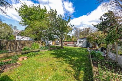 Photo of property in 27 Ormond Street, Woodville, 4920