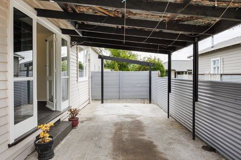 Photo of property in 14c Aorangi Street, Feilding, 4702