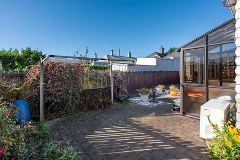 Photo of property in 50c Oxford Street, South Dunedin, Dunedin, 9012