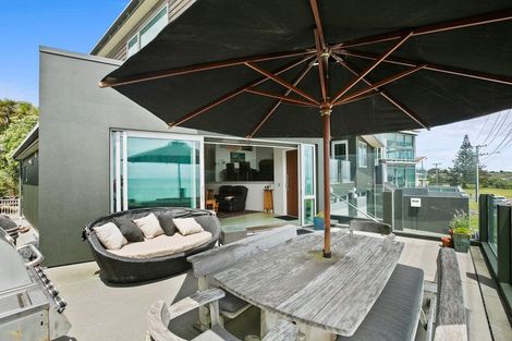 Photo of property in 15 Tiromoana Crescent, Bell Block, New Plymouth, 4312