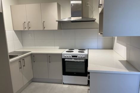 Photo of property in 18 Newstead Avenue, Browns Bay, Auckland, 0632