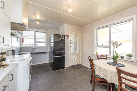 Photo of property in 81a Gonville Avenue, Gonville, Whanganui, 4501