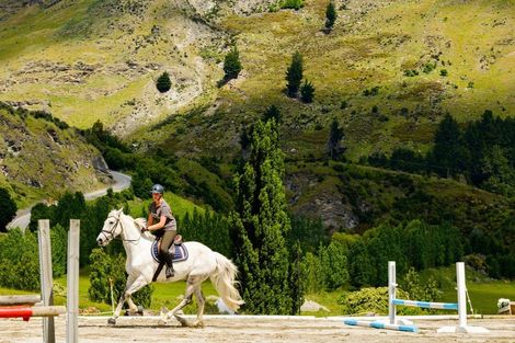 Photo of property in 17 Littles Road, Coronet Peak, Queenstown, 9371