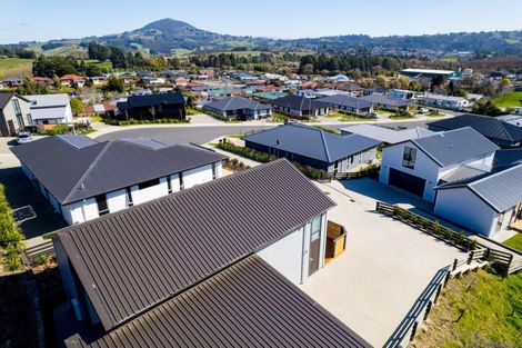 Photo of property in 15 Trudi Place, Green Island, Dunedin, 9018