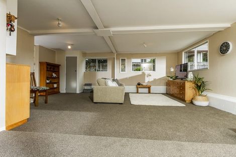 Photo of property in 215 Manuka Road, Bayview, Auckland, 0629