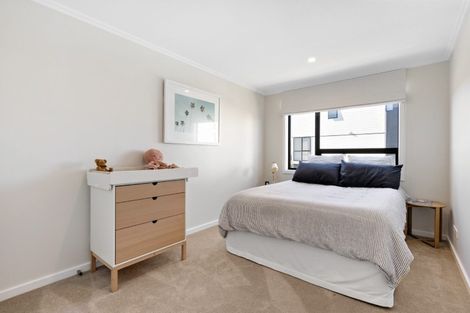 Photo of property in 26 Marine Parade, Hobsonville, Auckland, 0616