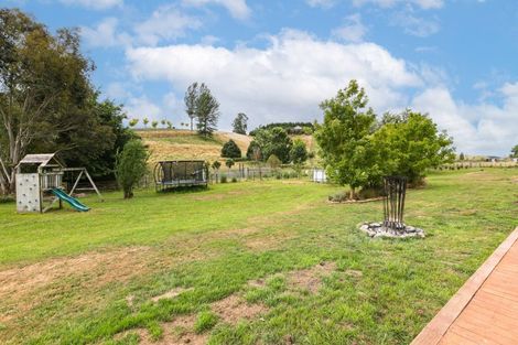Photo of property in 580 Ongaonga Road, Waipawa, 4272