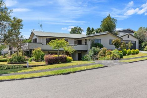 Photo of property in 16 Forrester Drive, Welcome Bay, Tauranga, 3112