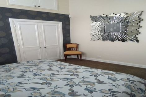 Photo of property in 32 Esther Street, Martinborough, 5711