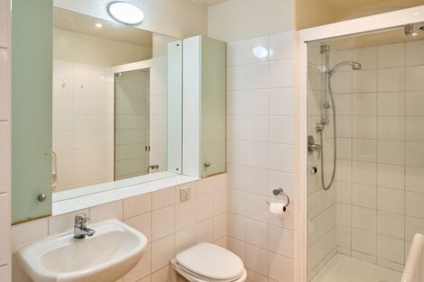 Photo of property in Kelvin House, 2g/16 The Terrace, Wellington Central, Wellington, 6011