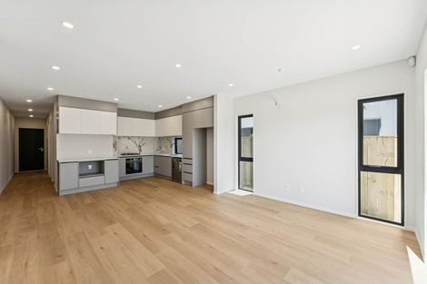 Photo of property in 20 Waimarie Drive, Karaka, 2578