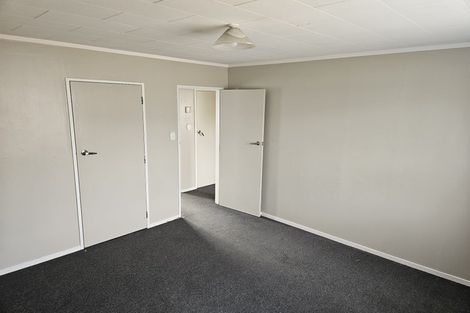 Photo of property in 1/51 Hartford Crescent, Totara Park, Upper Hutt, 5018