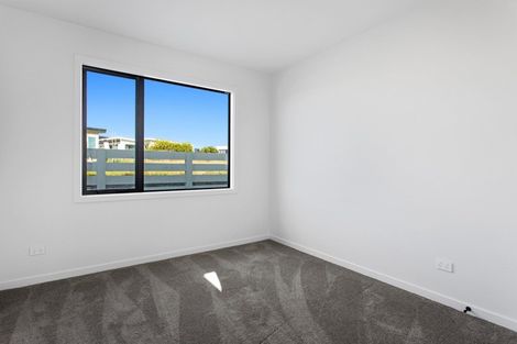 Photo of property in 16 Pacific Parade, Coastlands, Whakatane, 3120