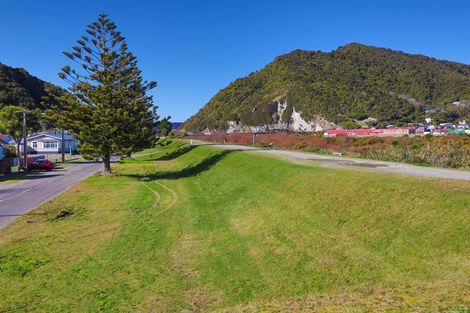 Photo of property in 22 Newcastle Street, Cobden, Greymouth, 7802