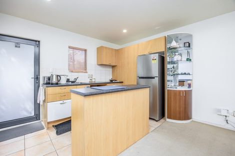 Photo of property in 5e Dryden Place, Mount Wellington, Auckland, 1051