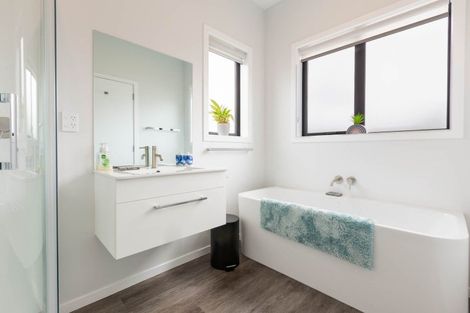 Photo of property in 21b Margaret Road, Raumati Beach, Paraparaumu, 5032