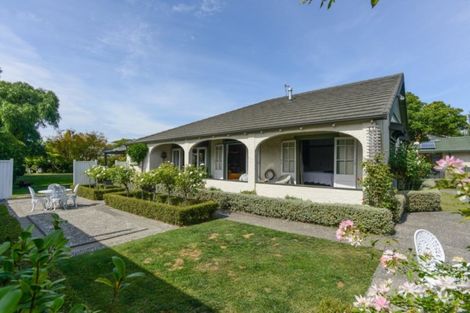 Photo of property in 204 Davis Street, Saint Leonards, Hastings, 4120