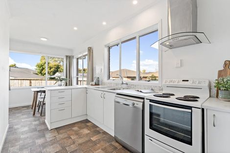 Photo of property in 70 Wellington Street, Pukekohe, 2120