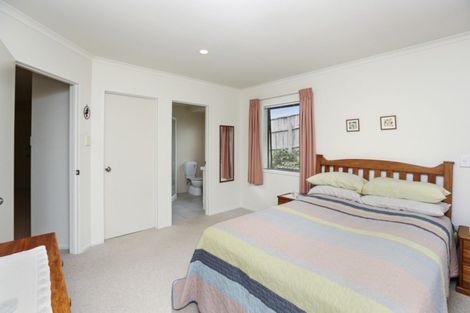 Photo of property in 10 Kororako Grove, Whalers Gate, New Plymouth, 4310