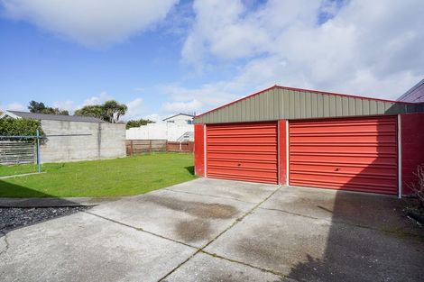 Photo of property in 32 Elm Crescent, Gladstone, Invercargill, 9810