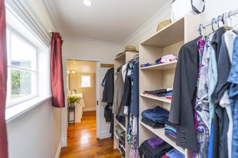 Photo of property in 99 Jellicoe Street, Martinborough, 5711