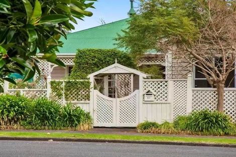 Photo of property in 67 Broadway, Waitara, 4320