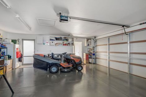 Photo of property in 52 Jacks Drive, West Melton, 7618