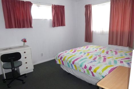 Photo of property in 732 Tremaine Avenue, Palmerston North, 4414