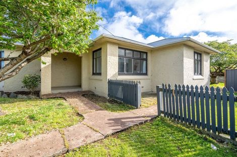 Photo of property in 2 Exmouth Street, Waverley, Invercargill, 9810