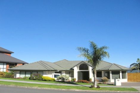 Photo of property in 302 Hill Road, The Gardens, Auckland, 2105