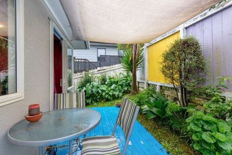 Photo of property in 1/29 Katrina Place, Massey, Auckland, 0614