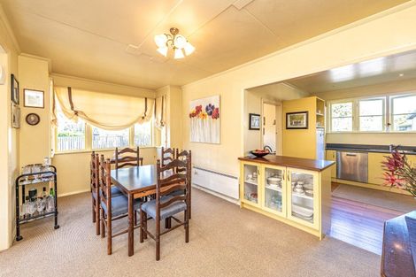 Photo of property in 10 Porritt Street, Saint Johns Hill, Whanganui, 4500