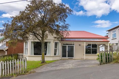 Photo of property in 5 Cole Street, Caversham, Dunedin, 9012