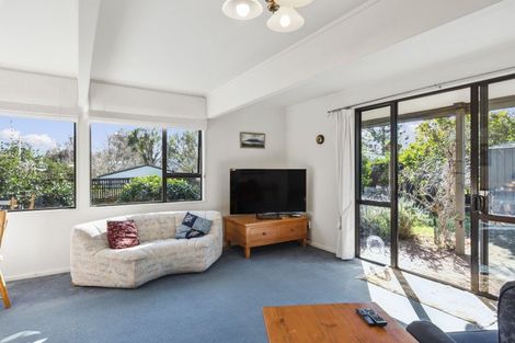 Photo of property in 13b Aorangi Road, Paraparaumu, 5032