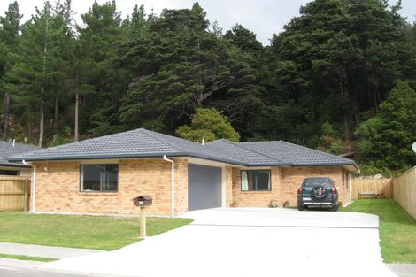 Photo of property in 39 Evergreen Crescent, Trentham, Upper Hutt, 5018